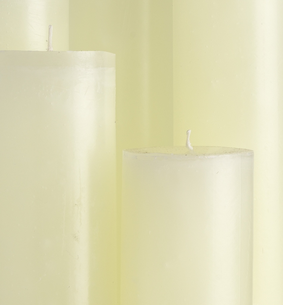Pale yellow smooth - KG011